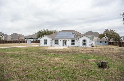 Tarrant County House | DFW Spacious Cozy Modern Villa