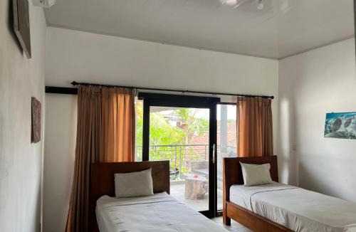 Purwakerti Hotel | Dhita Dive Bungalow