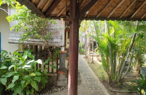 Purwakerti Hotel | Dhita Dive Bungalow