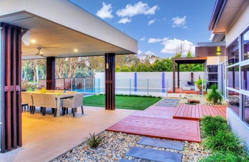 Echuca House | Dhungalla - Echuca Holiday Homes