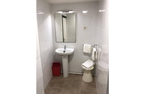 Puigcerda Bed & Breakfast | Di Verena - Two people (double bed) and private bathroom nr 33
