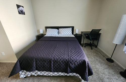 Commerce City House | Dia, Commerce city Reunion Stylish Bedrooms
