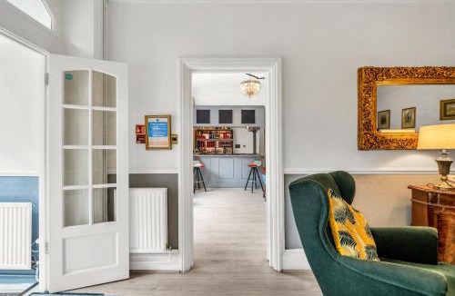 Crowthorne Hotel | Dial House Hotel