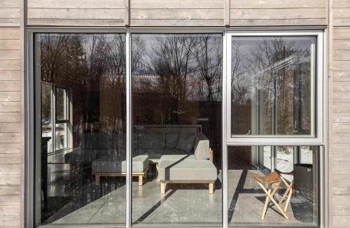 Chertsey Ski Chalet | Diamant Cache- Private Sauna and Trails