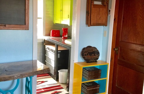 Brule County Cabin | Diamond A Cattle Tourist Cabin