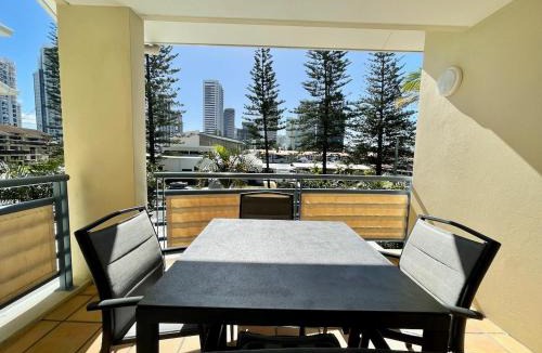 Mermaid Beach Apartment | Diamond Beach 11