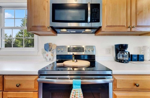 Prospect Harbor House | Diamond by the Sea! Oceanfront!