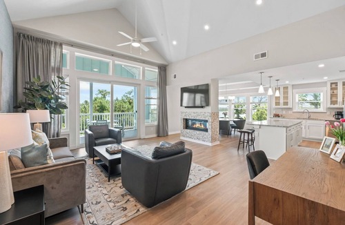 Bermuda Bay Condo | Diamond Drift 3 Bedroom Condo at Hamilton Cay Reserve