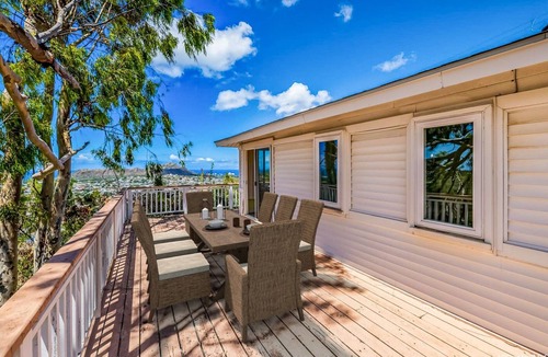 Maunalani Heights House | Diamond Head 3BR Honolulu - Upto 6, WiFi, AC, Deck