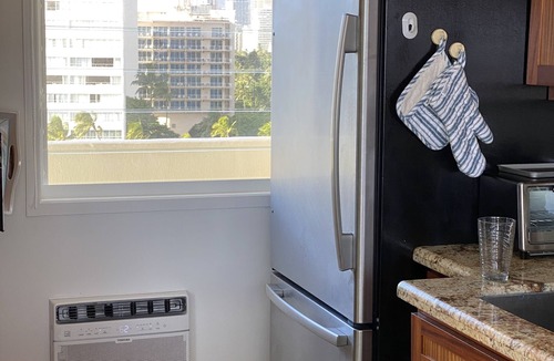 Diamond Head - Kapahulu - St. Louis Condo | Diamond Head Beach Hotel beautiful panoramic views 1 bdr oceanfront condo.