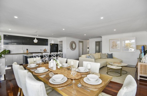 Budgewoi Apartment | Diamond Head Manor