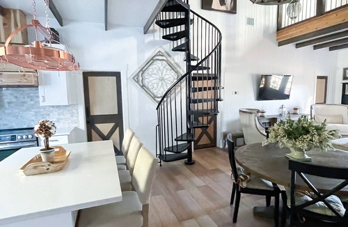 Liberty Hill House | Diamond in the Rough. Barn built in a modern twist
