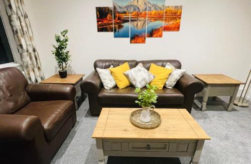 Tatenhill Apartment | Diamond in the Rough