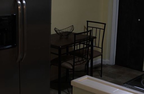 Mahanoy Plane Apartment | DIAMOND IN THE ROUGH