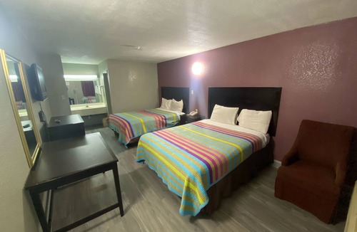 Forrest City Hotel | Diamond Inn