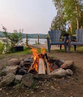 Hastings Highlands Apartment | Diamond Lakehouse | SUP, Canoe, BBQ, Aurora Magic