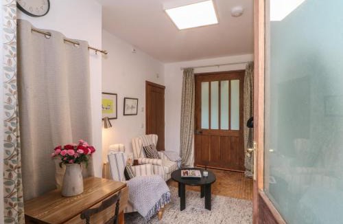 Amerton House | Diamond Lodge