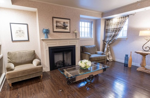 Saugerties Hotel | Diamond Mills Resort