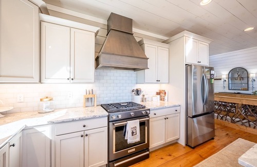 Sapphire House | Diamond Ridge: Modern Luxury, Ultimate Long-Range Mountain Views