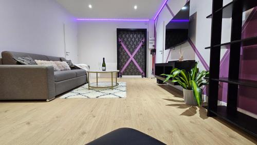 St-Meme-le-Tenu Apartment | Diamond'Suite loveroom&spa44