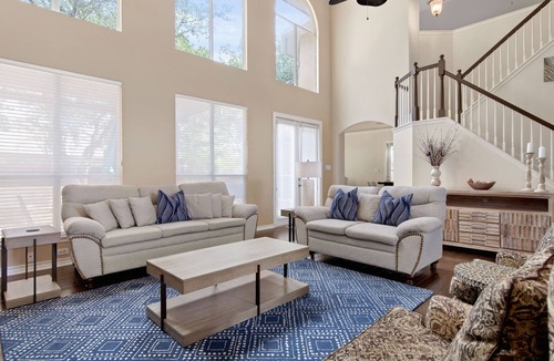 Far North Central Villa | Diamond Villa l Spacious l Gated l Jacuzzi