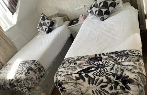 York House | Diamonds Villa