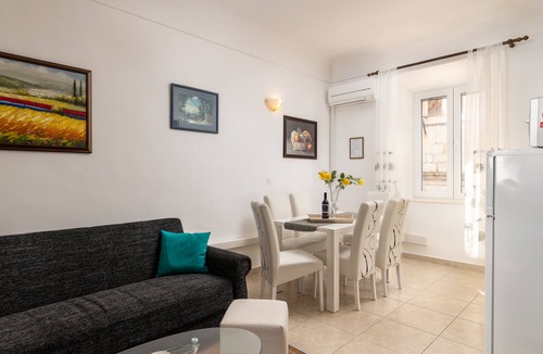 Dubrovnik Old Town Apartment | Diana Apartments Diana 2 Apartment Old town Center (FLAT AREA)