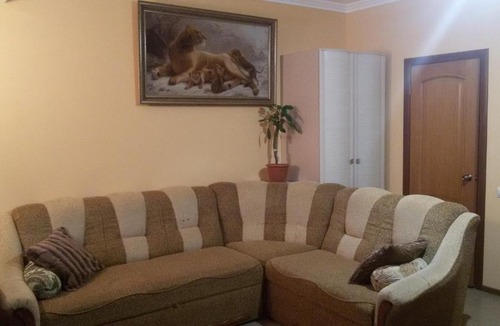 Vesyoloe House | Diana Guest House