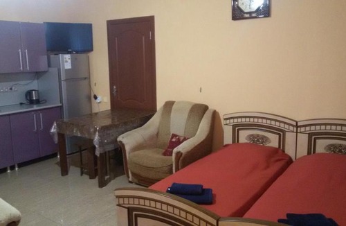 Vesyoloe House | Diana Guest House