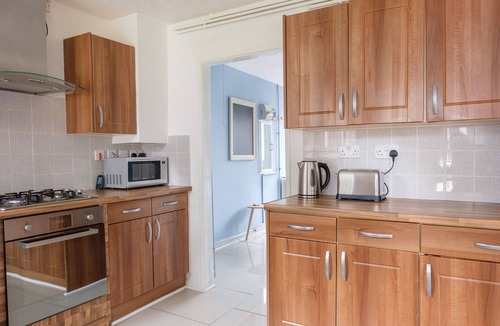 Crawley House | Dickens House