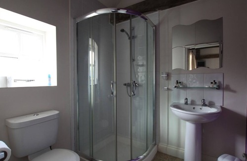 Dickleburgh Bed & Breakfast | Dickleburgh Crown