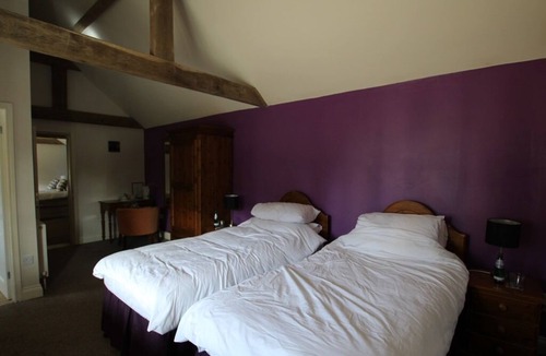 Dickleburgh Bed & Breakfast | Dickleburgh Crown