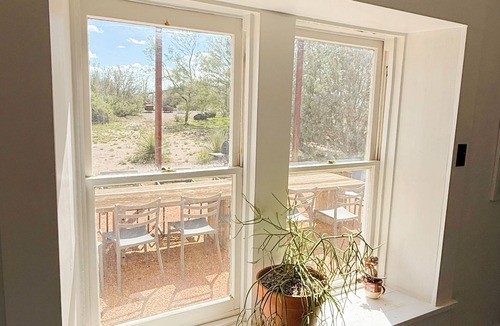 Marfa House | Dickson Marfa House - Spacious 7-Bedroom Vacation Rental + Events