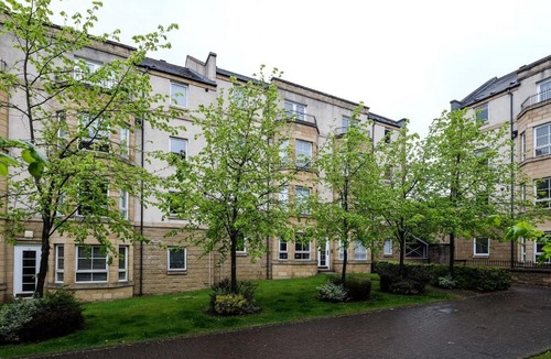 Leith Apartment | Dicksonfield Apartment