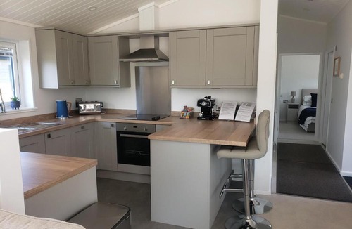 Fence Cabin | Diddly Squat Lodge