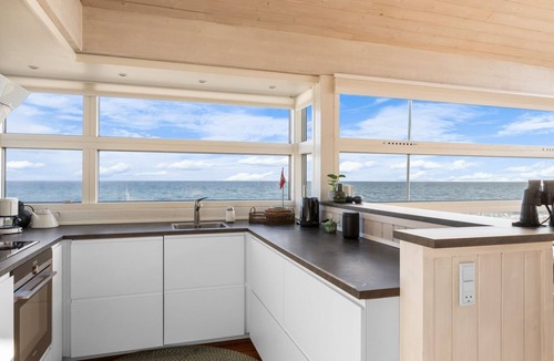 Tørresø House | "Diderik" - 5m from the sea by Interhome