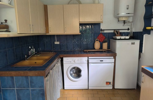 Dieppe Apartment | Dieppe Centre. Large 3 bedroom apartment with terrace