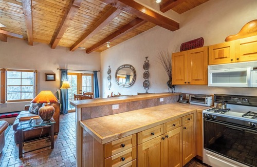 Downtown Santa Fe House | Diez Senores Casita E | Spacious Downtown Getaway