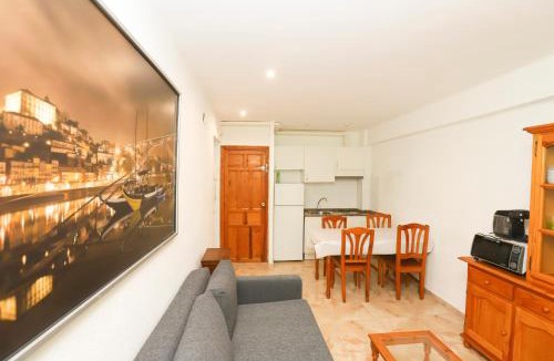 Salou City Centre Apartment | DIFFERENTFLATS Acantilados