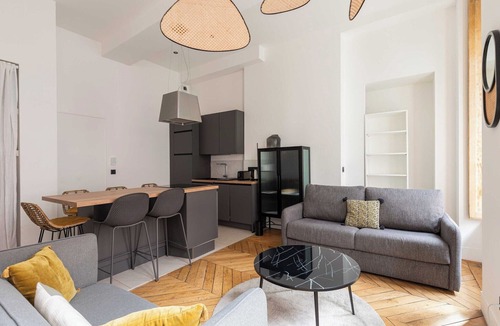 Carnot - Gailleton Apartment | Dify Balcony - Quartier Ainay