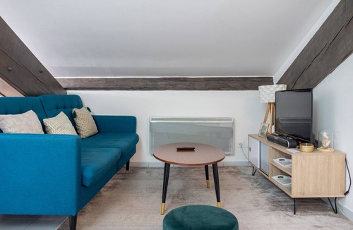 2nd Arrondissement Apartment | DIFY Dugas Montbel - Presqu'île