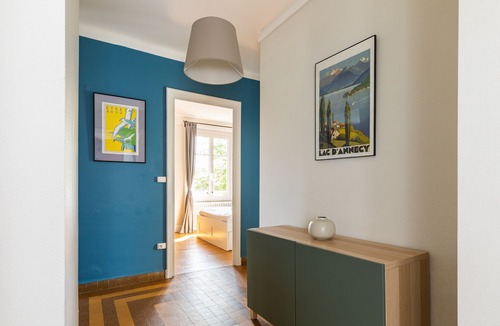 9th Arrondissement Apartment | DIFY Magnifique - Quartier Vaise