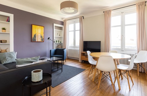 9th Arrondissement Apartment | DIFY Magnifique - Quartier Vaise