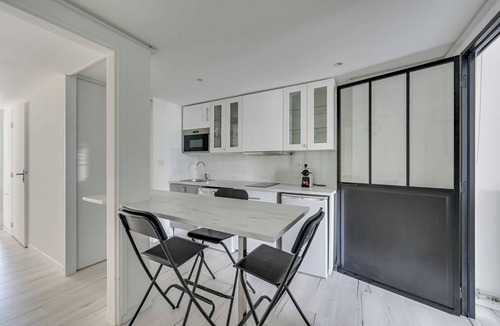 Gerland Apartment | Dify Splendide - Jean Mace