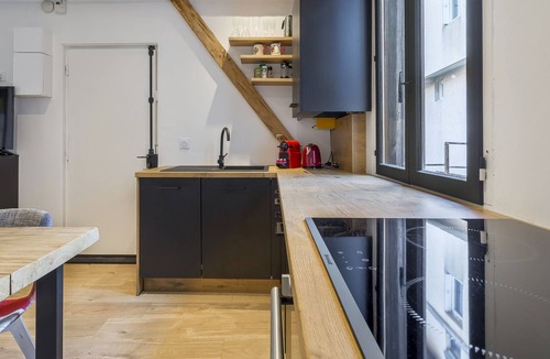 Gorge de Loup Apartment | DIFY Tuileries - Valmy