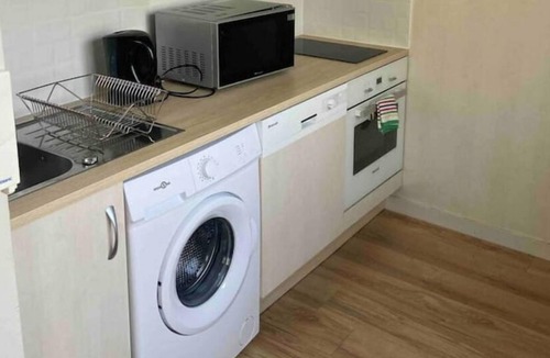 Montchapet Apartment | Dijon - Large studio near Parc Darcy & train station