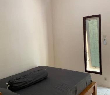 Sigar Penjalin House | Dikky Guest House near Bangsal and Sira