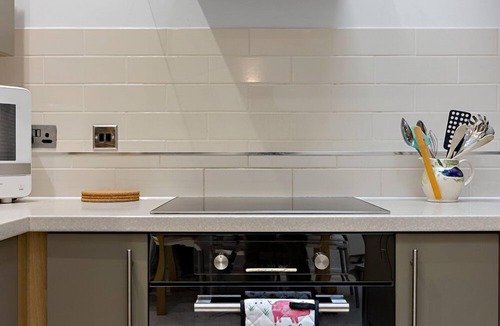 Exeter Apartment | Dillywicks by Staytor Accommodation