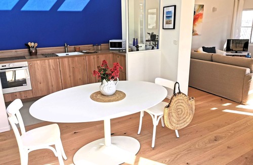 Barbatre House | Dimitri’s workshop 500m from the beach