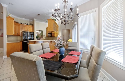 Starkville House | DIMJ Guesthouse Location #1